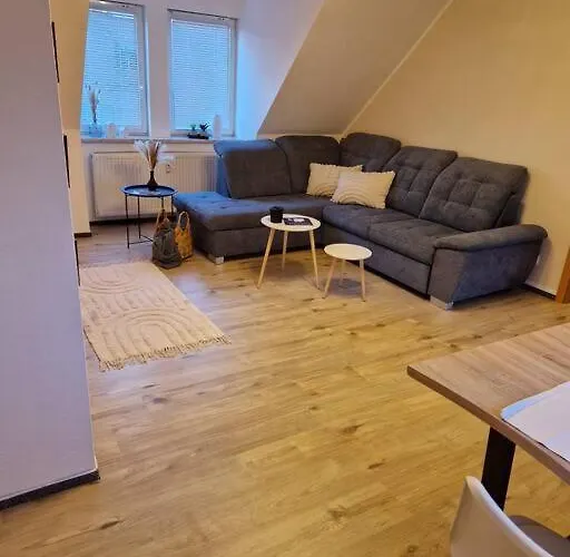 Helle 3 Zimmerwohnung Im Harz. 아파트 할버슈타트