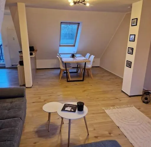 아파트 Helle 3 Zimmerwohnung Im Harz. 할버슈타트